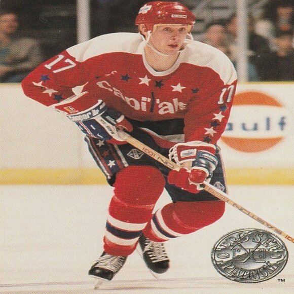 Mike Ridley Hockey Card Collection - Picture 5 of 6